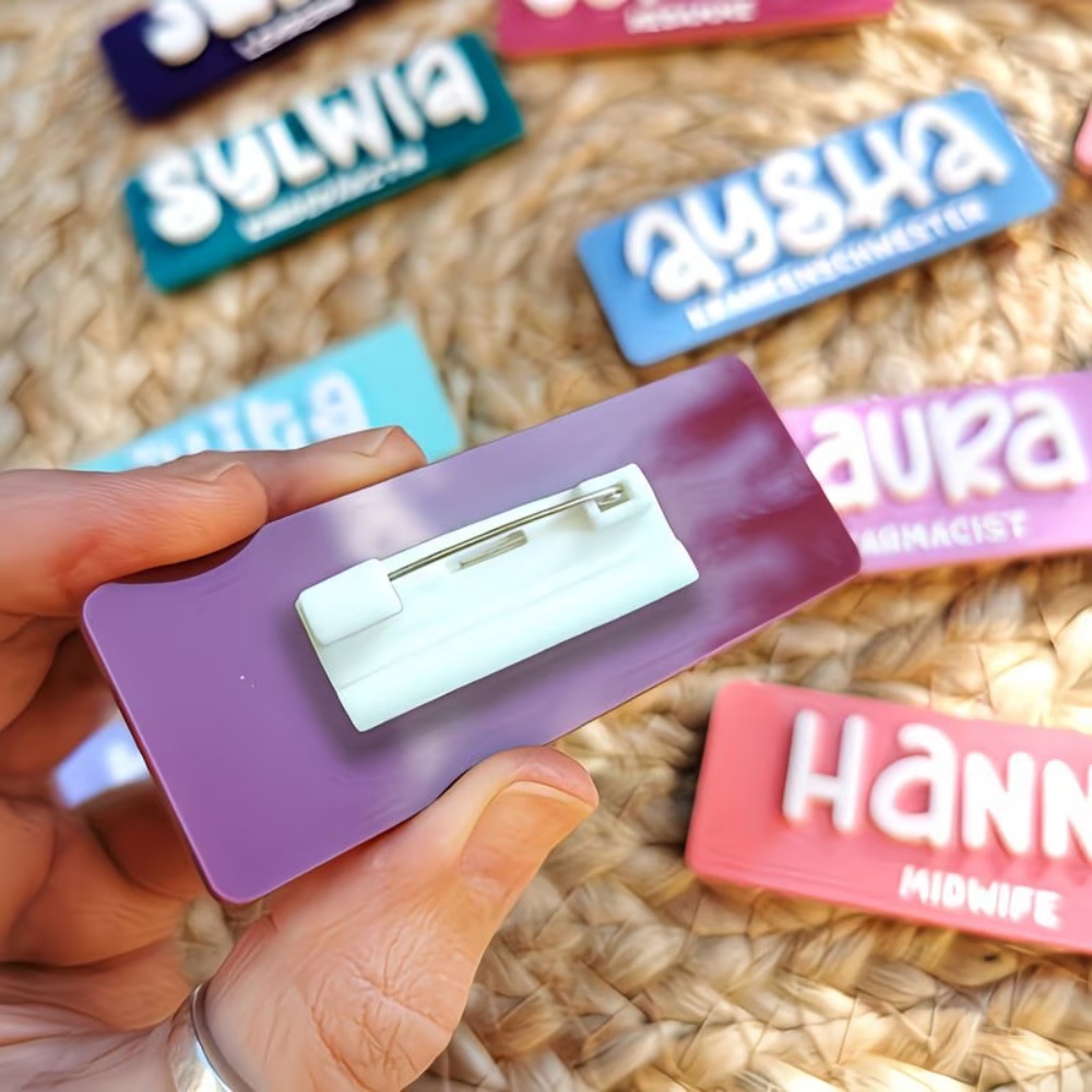 Personalized Name Brooch Badge - Embroidery Names 评论和价格