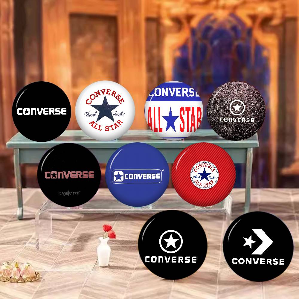 C-CONVERSE Fashion Anime Brooc - Embroidery Converse 评论和价格