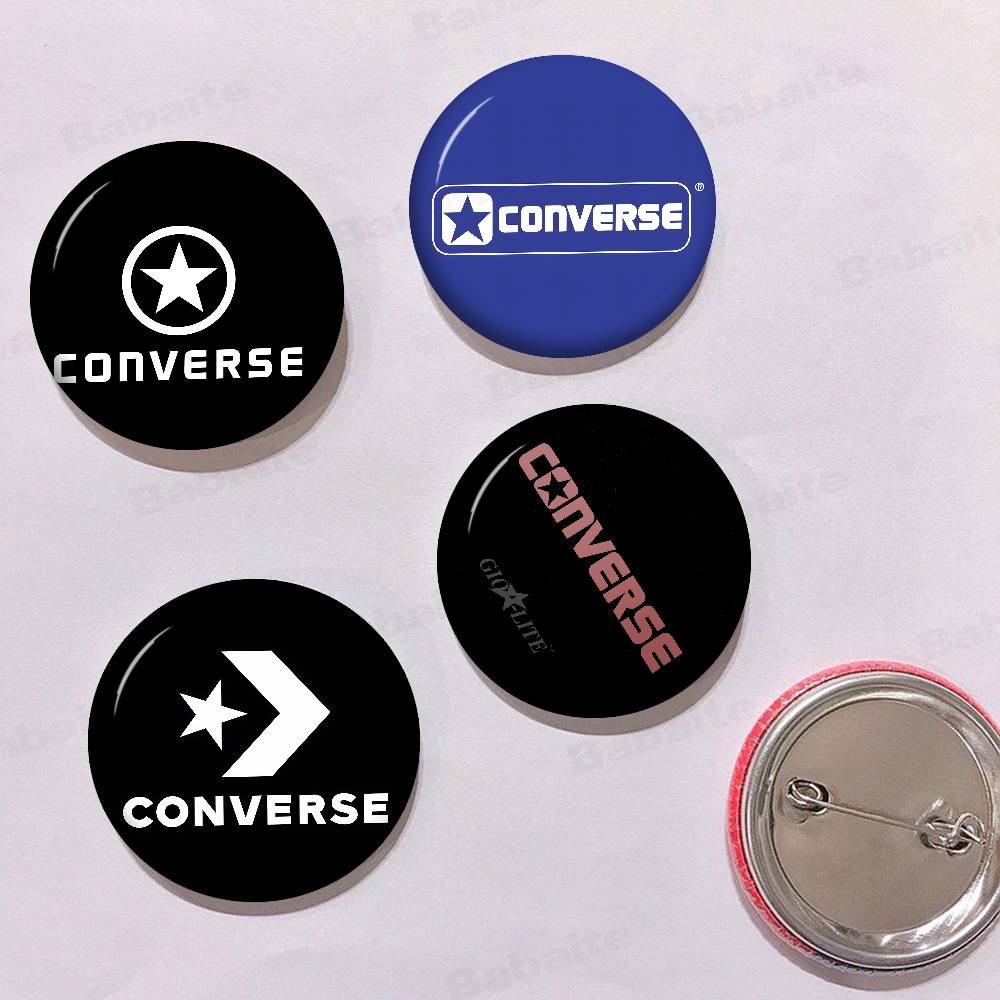 C-CONVERSE Fashion Anime Brooc - Embroidery Converse 评论和价格