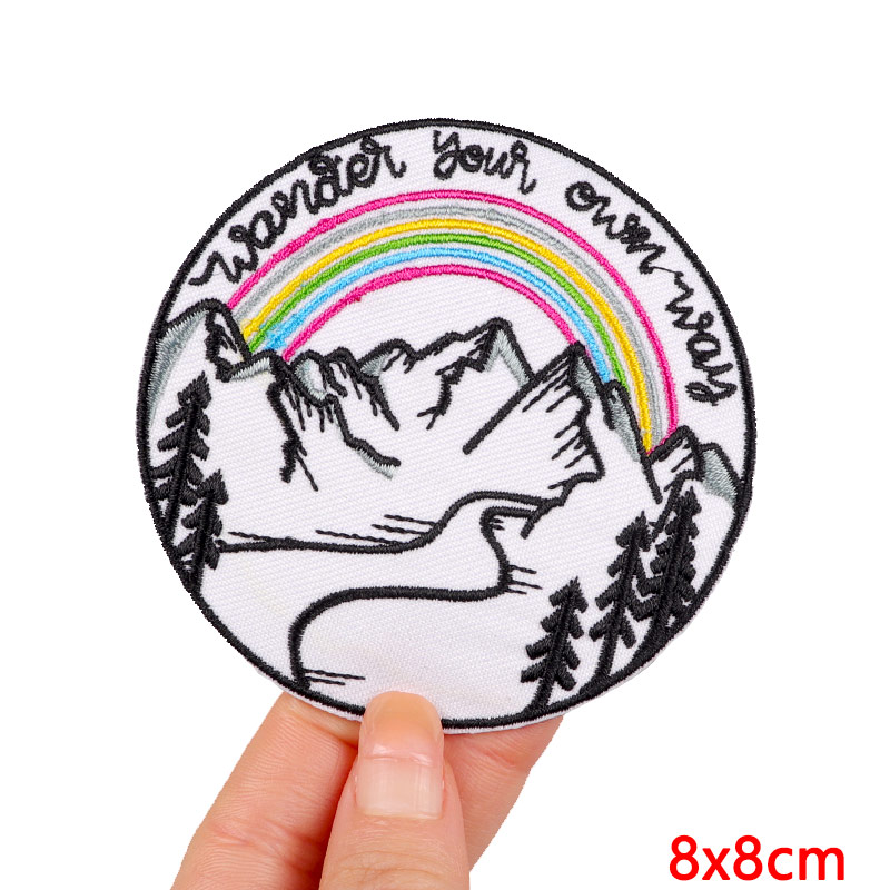 Camping/Adventure Patch Iron O - Embroidery Converse 评论和价格