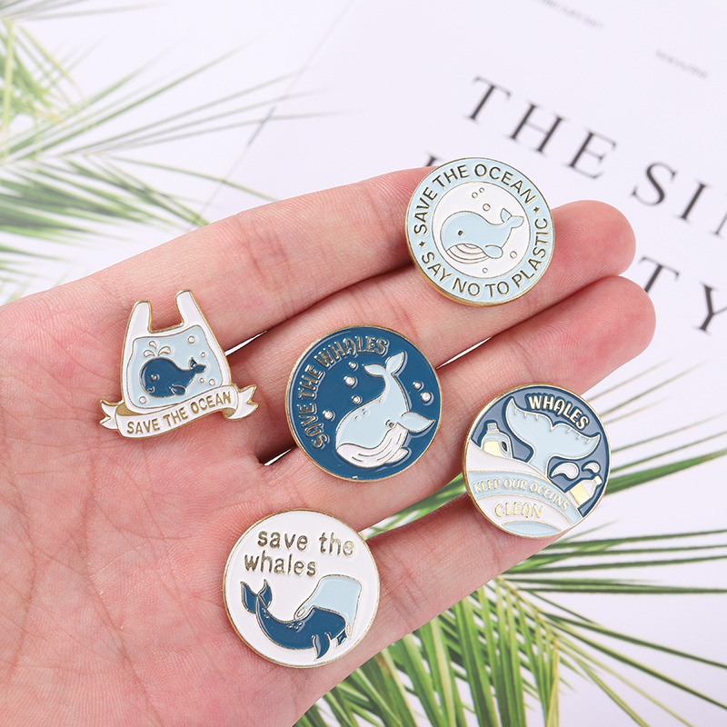 Cute Cartoon Whale Brooch Pins - Embroidery Whale 评论和价格