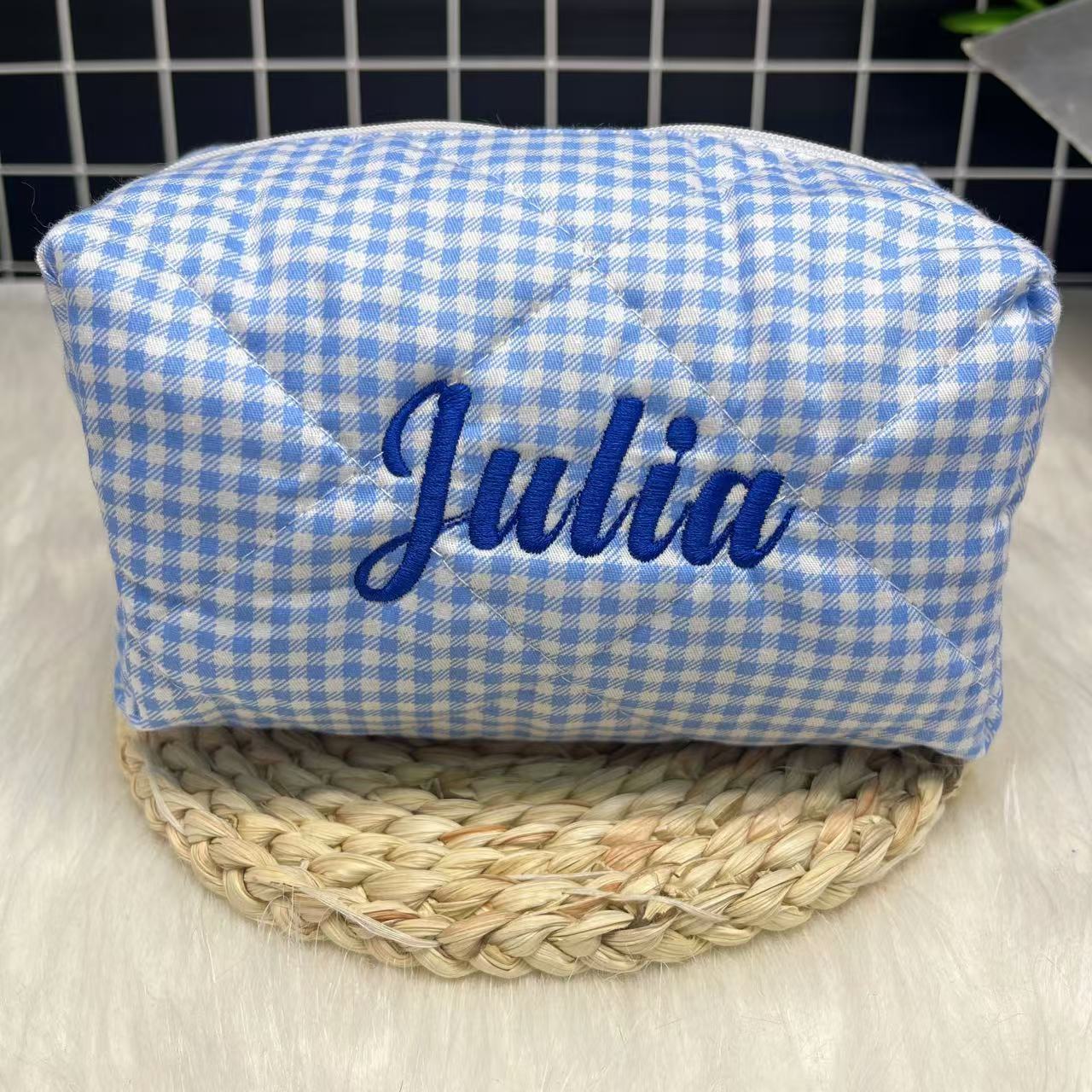 Large Capacity Striped Cosmeti - Embroidery Names 评论和价格